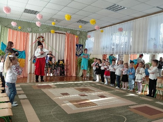 Виконання пісні «Будем козаками»